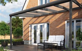 Pergola en aluminium Climalux Classic toit fixe en polycarbonate 16 mm adossée sur-mesure