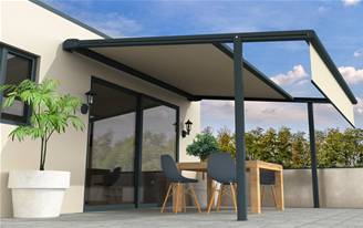 Store pergola en aluminium motorisée toile rétractable Dickson Max adossée sur-mesure