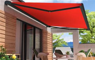 Store banne coffre intégral en aluminium Univers 135 toile Telya sur-mesure