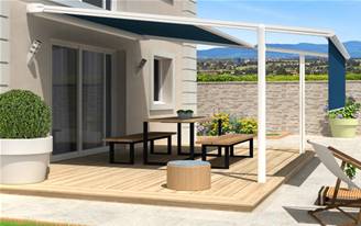 Store pergola en aluminium motorisée toile rétractable Dickson Max adossée sur-mesure