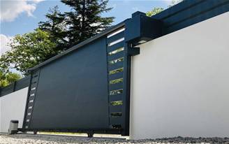 Portail battant en aluminium 2 vantaux modèle TOPAZE sur-mesure