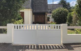 Portail coulissant en aluminium modèle ONYX sur-mesure