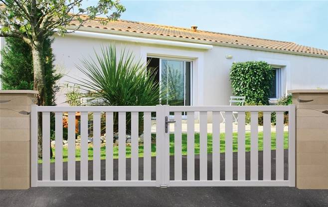 Portail battant en aluminium 2 vantaux modèle AMBRE sur-mesure